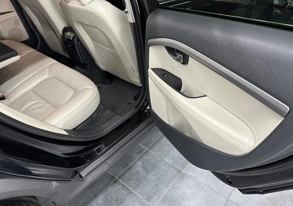 Volvo XC 70 cena 44500 przebieg: 237000, rok produkcji 2011 z Otmuchów małe 742